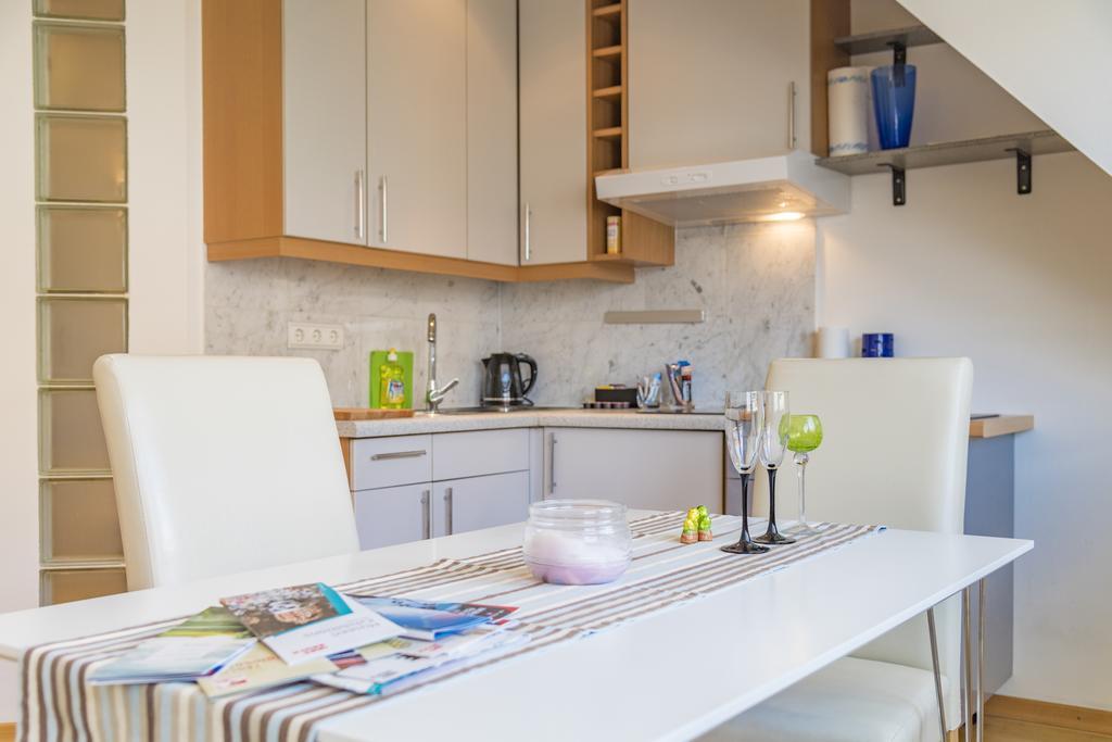 Maisonette Apartment Am Bahnhof - Adults Only Innsbruck Kültér fotó
