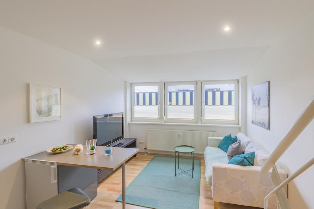 Maisonette Apartment Am Bahnhof - Adults Only Innsbruck Kültér fotó