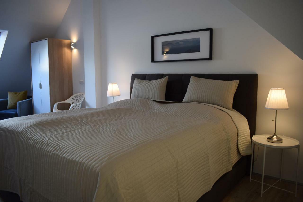 Maisonette Apartment Am Bahnhof - Adults Only Innsbruck Kültér fotó