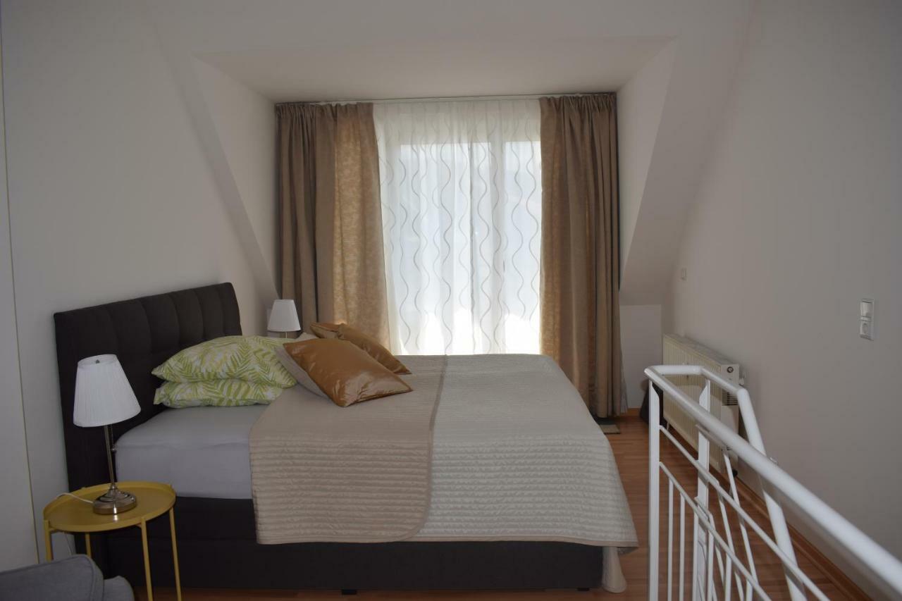 Maisonette Apartment Am Bahnhof - Adults Only Innsbruck Kültér fotó