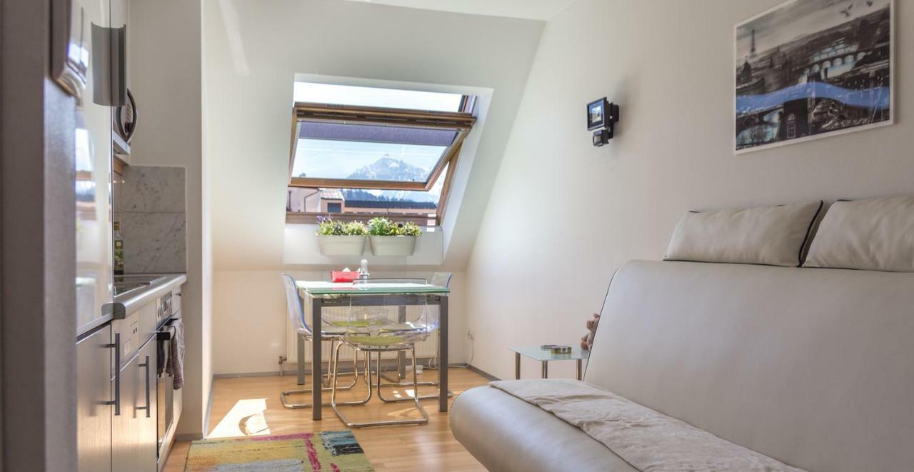 Maisonette Apartment Am Bahnhof - Adults Only Innsbruck Kültér fotó